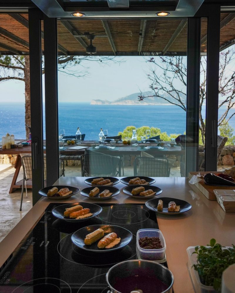 Chef-at-home-13-scaled-r5ie55ks65r1isqql9gheyjcqctspttdna8lorak28