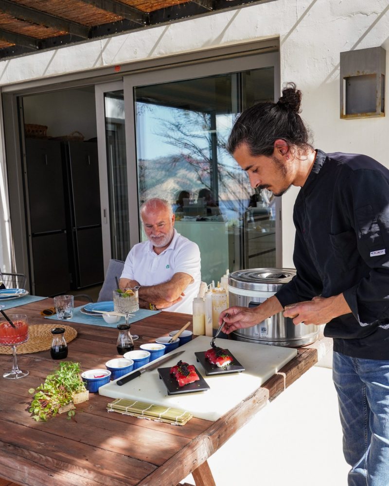 Chef-at-home-219-scaled-r5ic80k5gv3rjd66bdke0emrq1lujbc5h2quw1t1qo